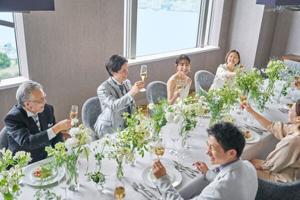 小さな結婚式　お台場店