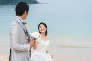OKINAWA ワタベウェディング_アドバイス写真