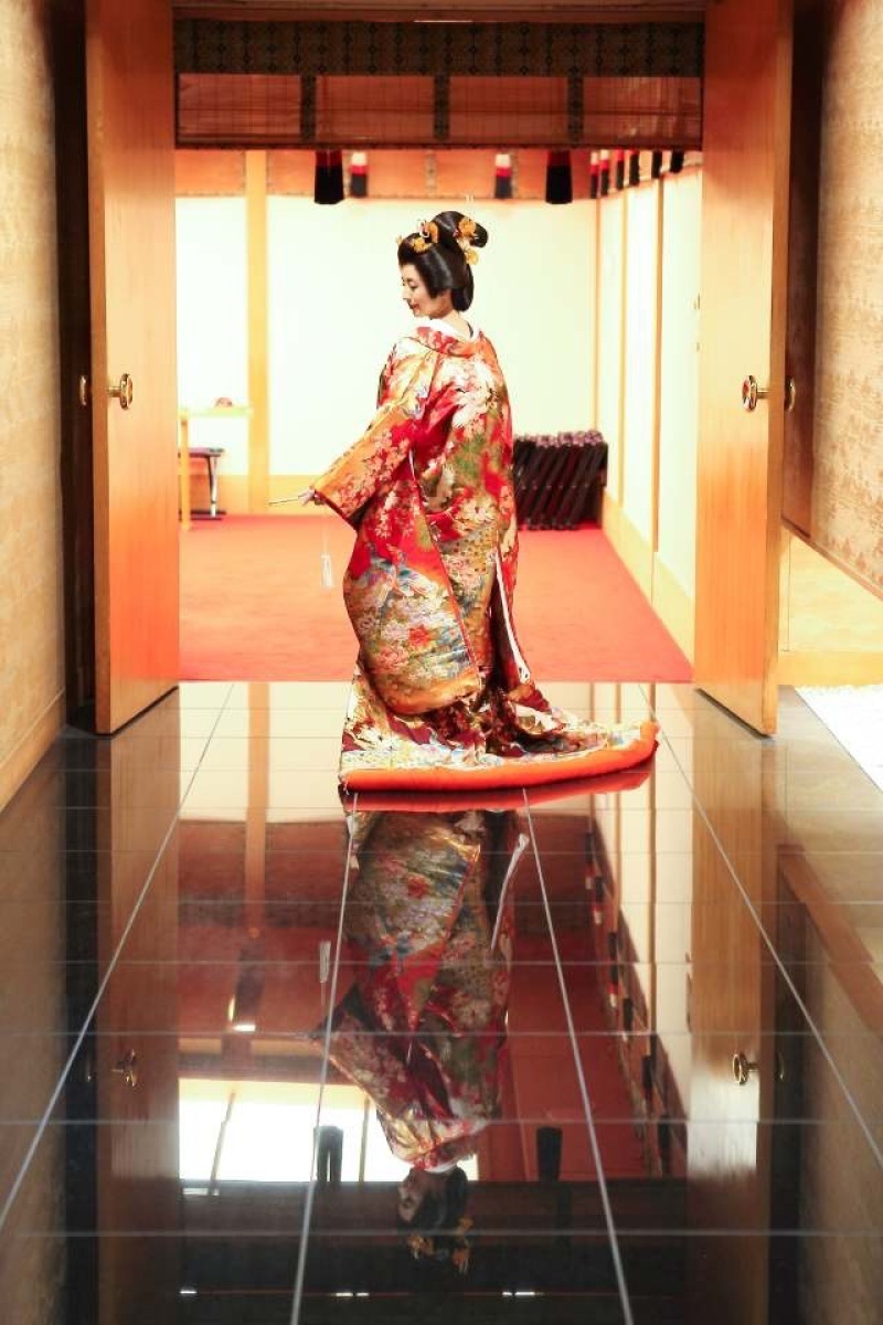 屋内神殿で和装にピッタリ。かつらもあり。_14460_投稿写真_1