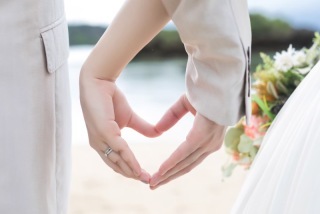 OKINAWA ワタベウェディング_アドバイス写真