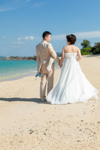 OKINAWA ワタベウェディング_アドバイス写真