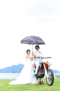 広島ブライダル館_アドバイス写真