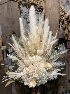 OKINAWA ワタベウェディング_アドバイス写真