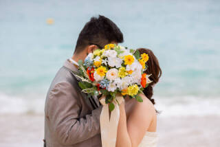 OKINAWA ワタベウェディング_アドバイス写真