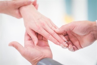 ワタベウェディング札幌フォトスタジオ_アドバイス写真