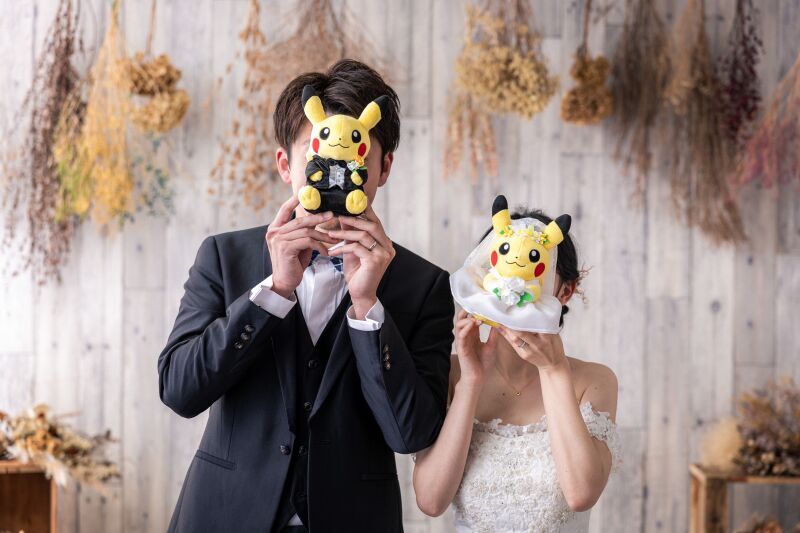 壁一面のカラフルフラワーウォール_37868_投稿写真_3