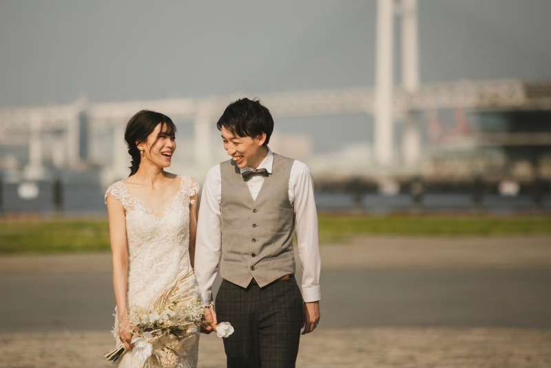 横浜ロケ&おしゃれなスタジオで自然体なウエディングフォト_39500_投稿写真_1