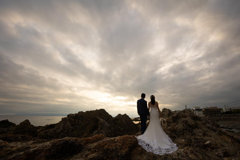 砂浜、岩礁でイメージが叶う洋装ロケーション撮影_40709_投稿写真_1