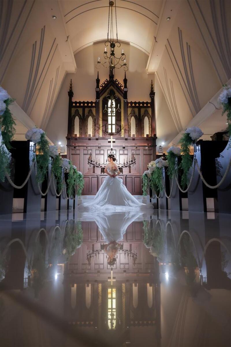 厳かなチャペルで王道のウェディングフォト_41840_投稿写真_2