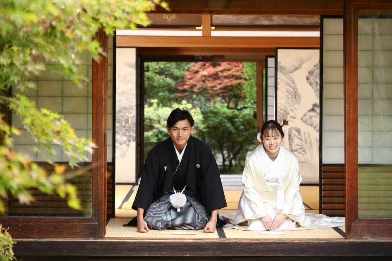 和装で緑に囲まれた写真_46754_投稿写真_1