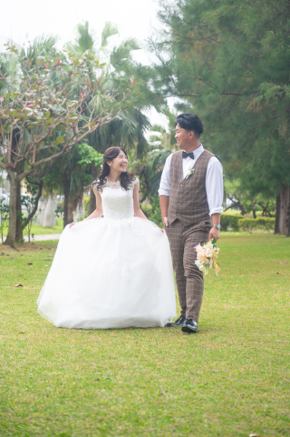 沖縄ウェディングフォト　北谷店_アドバイス写真