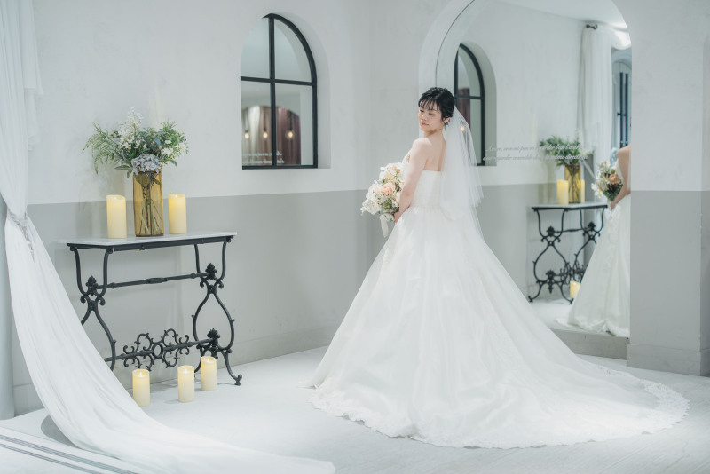 「洋装×お洒落な背景」に惹かれる方におすすめ_47226_投稿写真_1