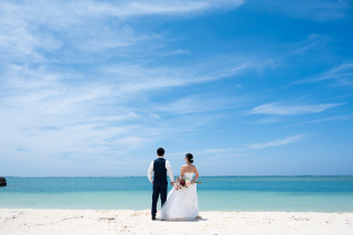 沖縄ウェディングフォト　北谷店_アドバイス写真