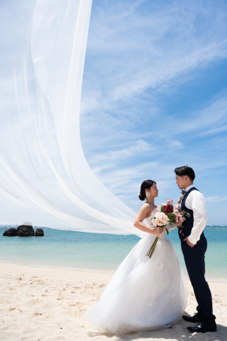 沖縄ウェディングフォト　北谷店_アドバイス写真