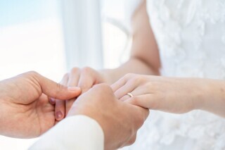 OKINAWA ワタベウェディング_アドバイス写真