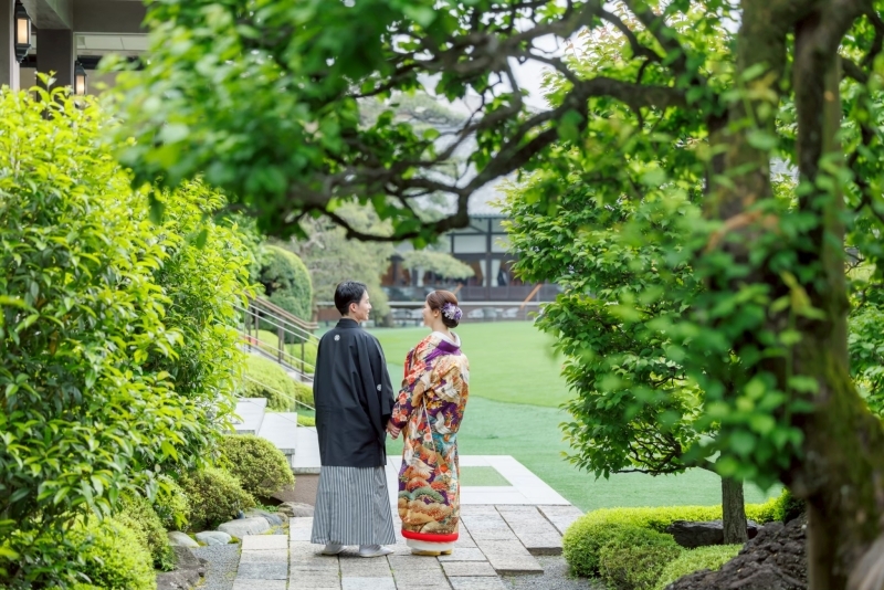 歴史を感じる庭園で和装フォト_51624_投稿写真_1