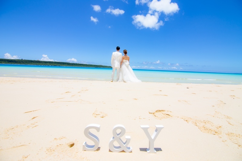 真っ青な海と最高な天気の中でのフォトウェディング_5024_投稿写真_2