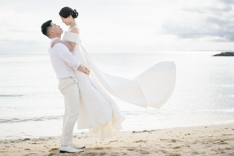 チャペルでは結婚式気分、海では自然体で撮影できて◎_55817_投稿写真_1
