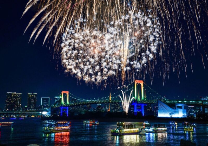 【10/24限定】フォトウェディング＋会食｜東京湾大華火祭&times;10名プラン