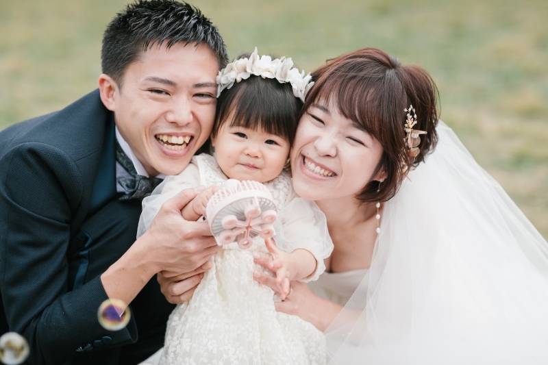 家族揃ってウェディングフォト撮影！　子どもに着せたい衣装6つ