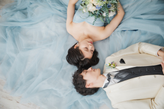 スタジオで叶える、結婚式の前撮り・フォトウェディング♪