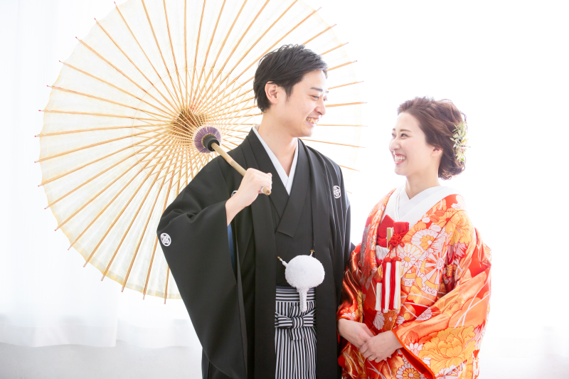 スタジオで叶える、結婚式の前撮り・フォトウェディング♪