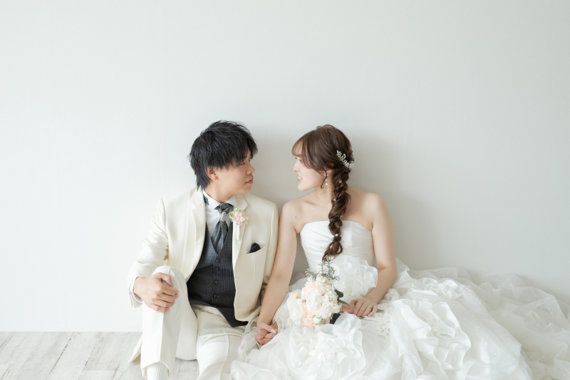 一生の思い出「結婚式の前撮り」の費用相場はどれくらい?