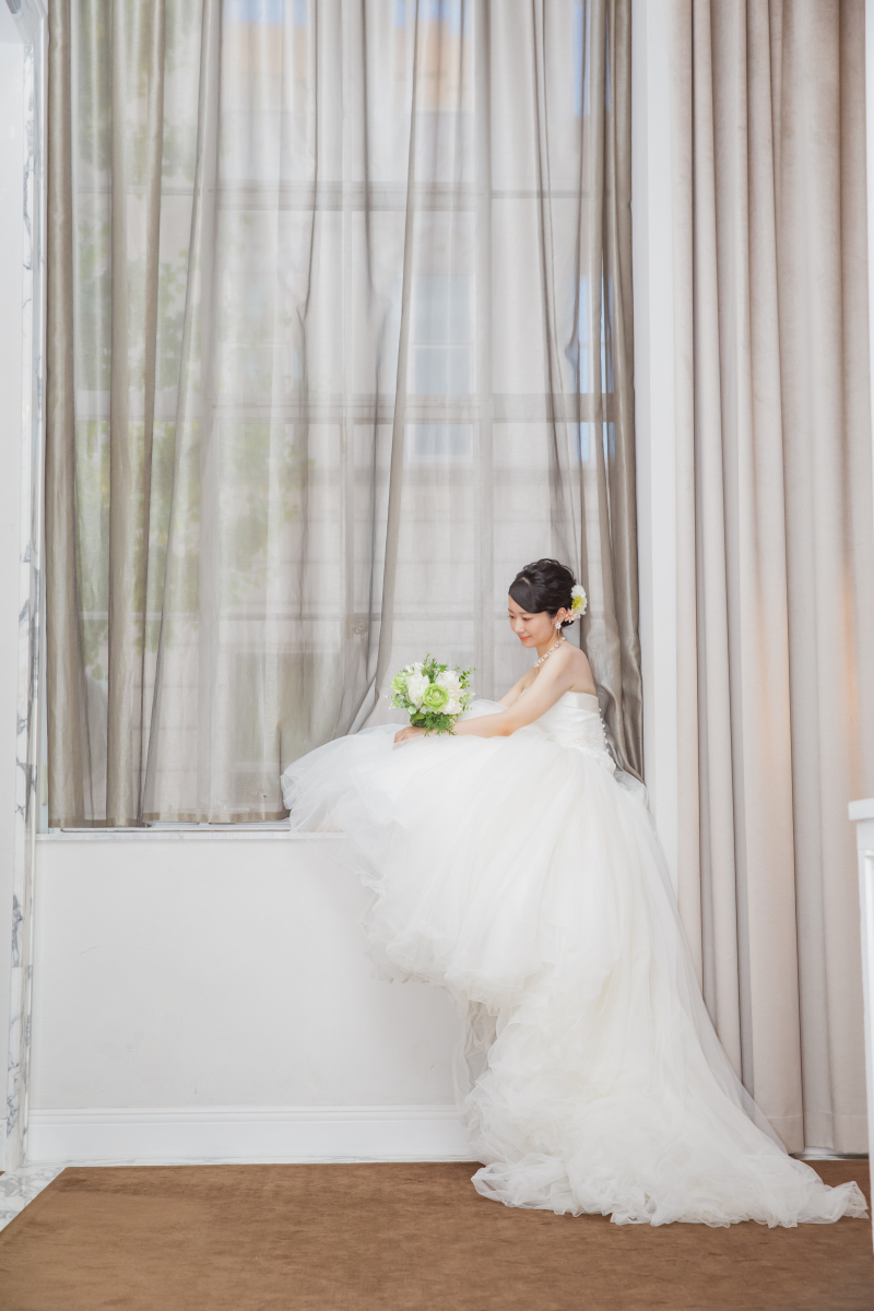 結婚式のような写真を