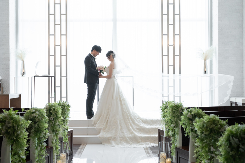 \1月末まで/新婦衣装グレードアップ無料キャンペーン