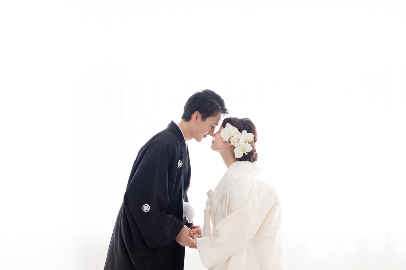 結婚式の衣装「白無垢」の歴史とは？　その由来や意味をチェックしよう♪