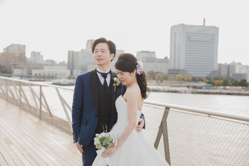 大胆なポージングをお写真に!