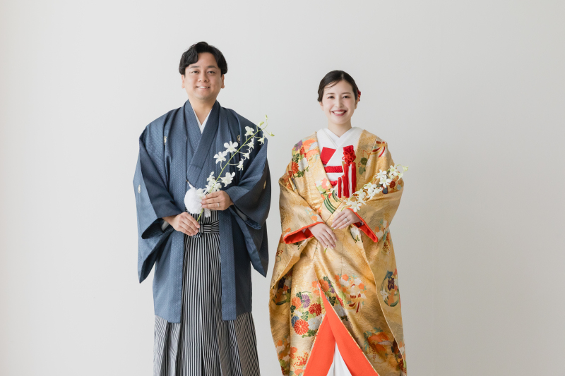 スタジオで叶える、結婚式の前撮り・フォトウェディング♪