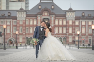 ＼お好きな店舗でご相談くださいませ／