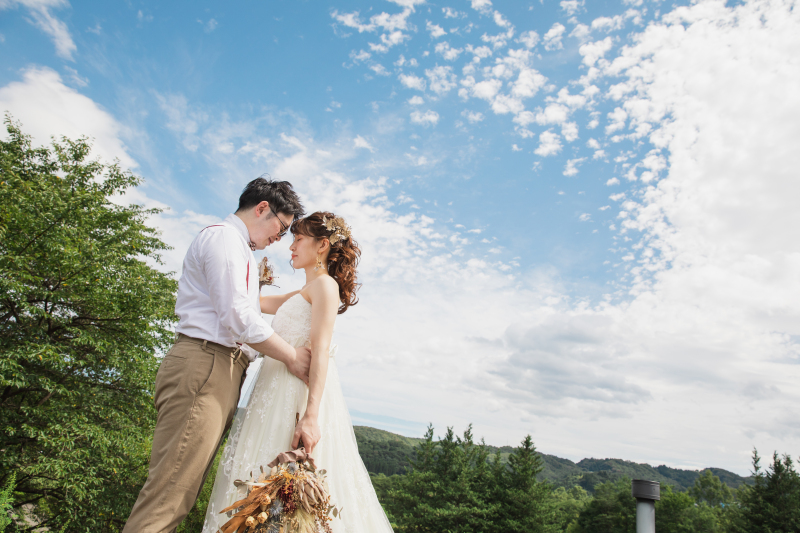 季節感溢れる写真に！ 夏ならではのアイテムで前撮りを