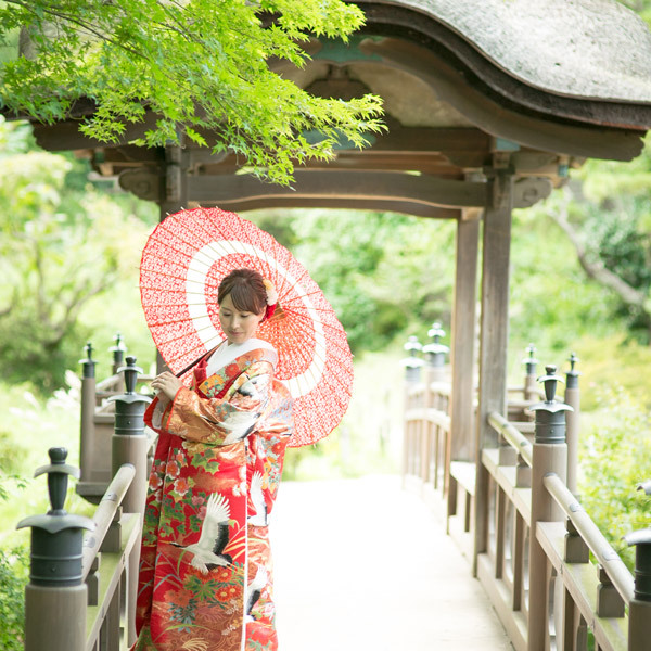 結婚式に和装を選ぶ際におさえておきたいポイントとは