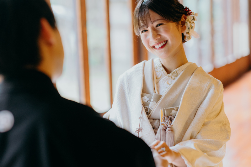 今っぽい白無垢スタイル。おしゃれな着こなし方とは?