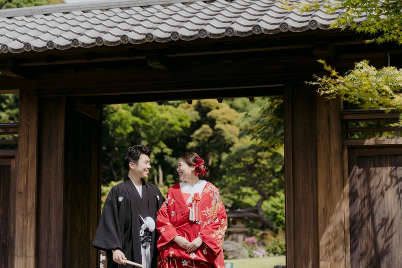 和装姿を美しく見せる！　ウェディング写真撮影時の「姿勢」のポイント