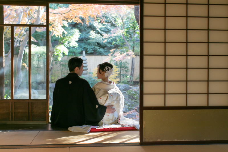 【旧安田楠雄邸】邸宅と庭園でしっとり、大人な撮影