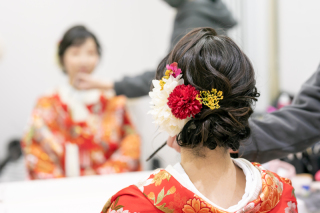 たくさん悩んで決めたいご新婦様にはヘアメイクリハーサルがおすすめです！