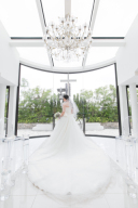 フォトウェディングでも変わらずの人気の純白のウェディングドレスその起源と意味は？