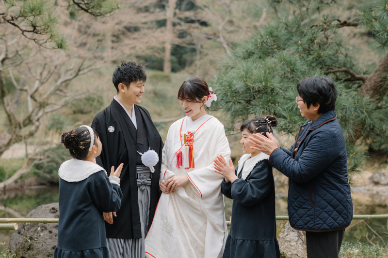 女子の憧れ! ウェディングフォトでお姫さま抱っこにチャレンジしよう