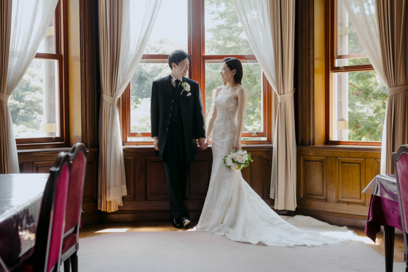 【おしゃれな洋館で】洋館で撮るレトロなウェディングフォト