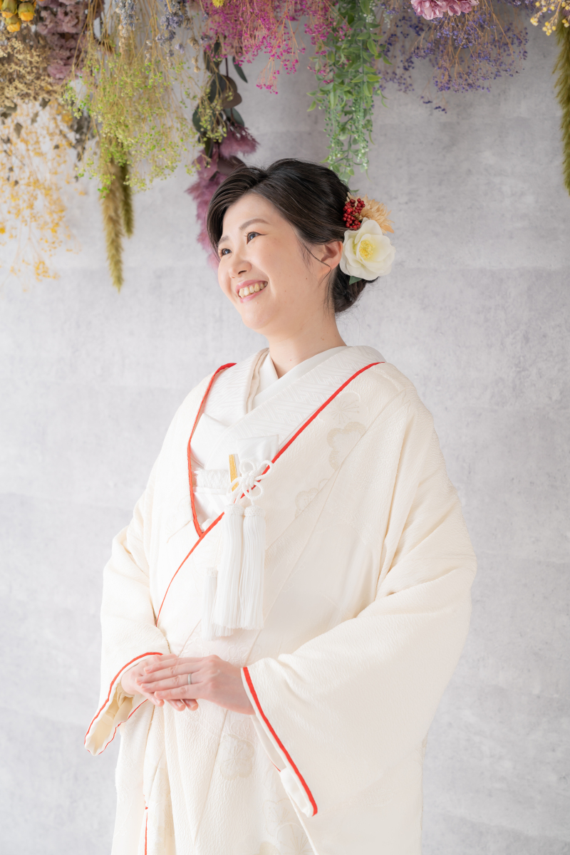 白無垢の髪型に今っぽさをプラスしよう
