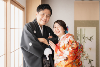 和装姿を美しく見せる！　ウェディング写真撮影時の「姿勢」のポイント