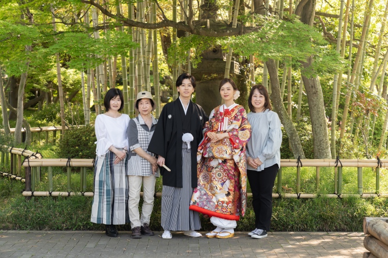 和装姿を美しく見せる！　ウェディング写真撮影時の「姿勢」のポイント