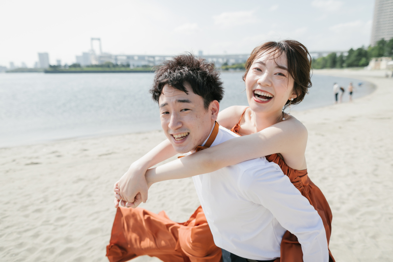海って、はしゃぎたくなるらしい…