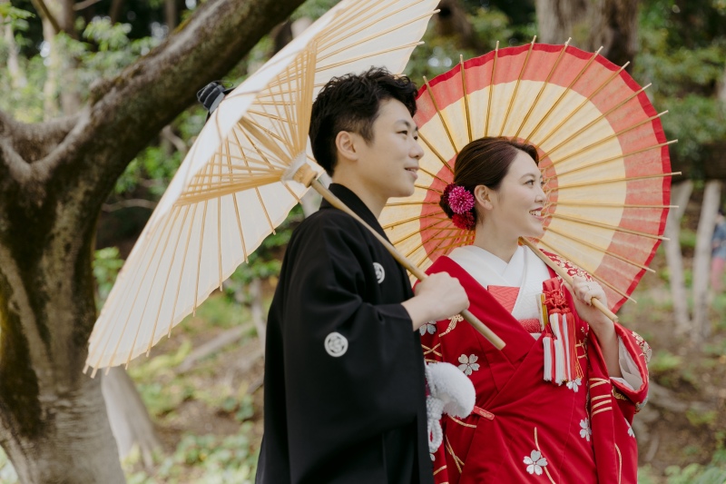 和装姿を美しく見せる！　ウェディング写真撮影時の「姿勢」のポイント