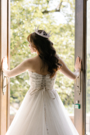 前撮り写真に取り入れたい！ 花嫁姿を彩るヘアスタイル3つ