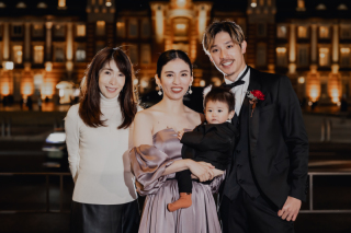 家族や友人も一緒に参加！ 大切な人と過ごすフォトウェディング