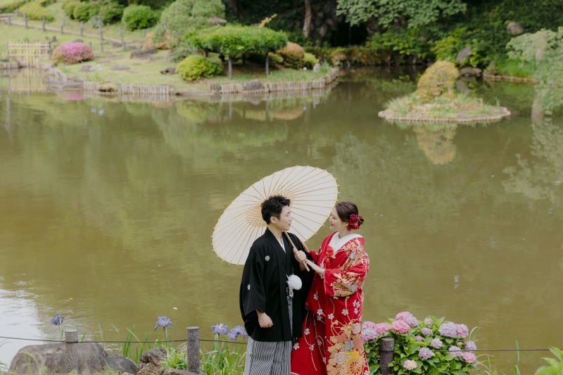和装姿を美しく見せる！　ウェディング写真撮影時の「姿勢」のポイント